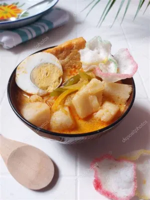  렌던그(Lontong): 매콤하고 짭짤한 풍미를 동반한 인도네시아의 향긋한 아침 식사!